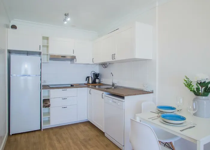 Flower 26 Apartment *